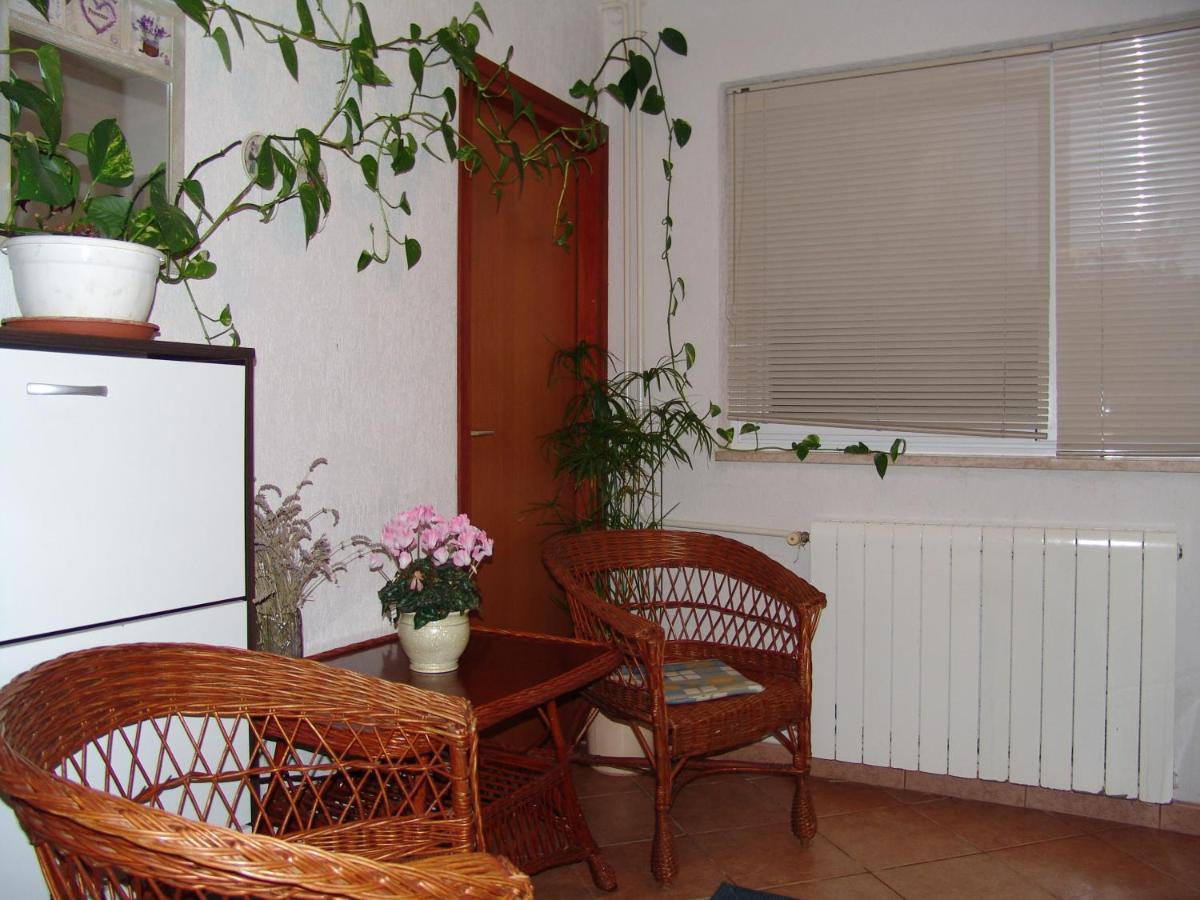 Apartments Bozica Крк Экстерьер фото