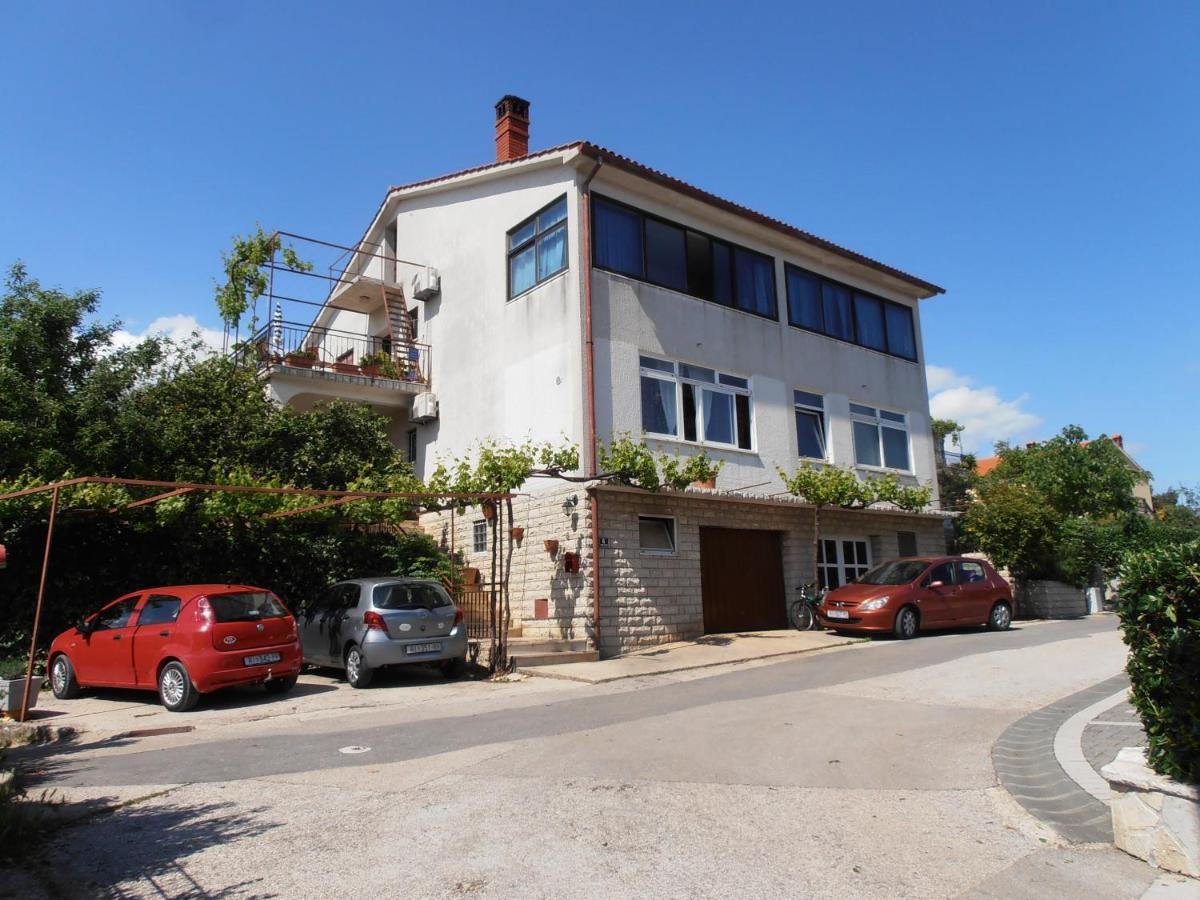 Apartments Bozica Крк Экстерьер фото