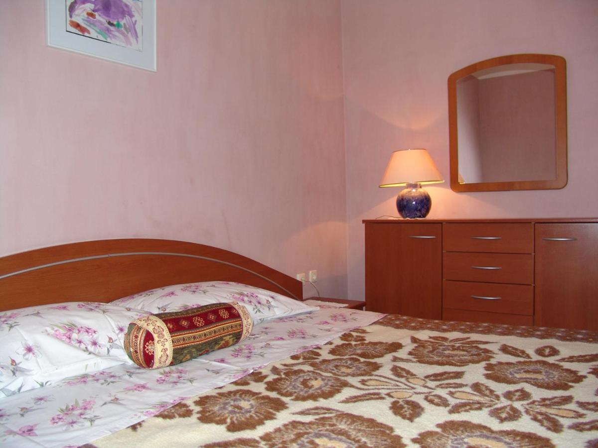 Apartments Bozica Крк Экстерьер фото