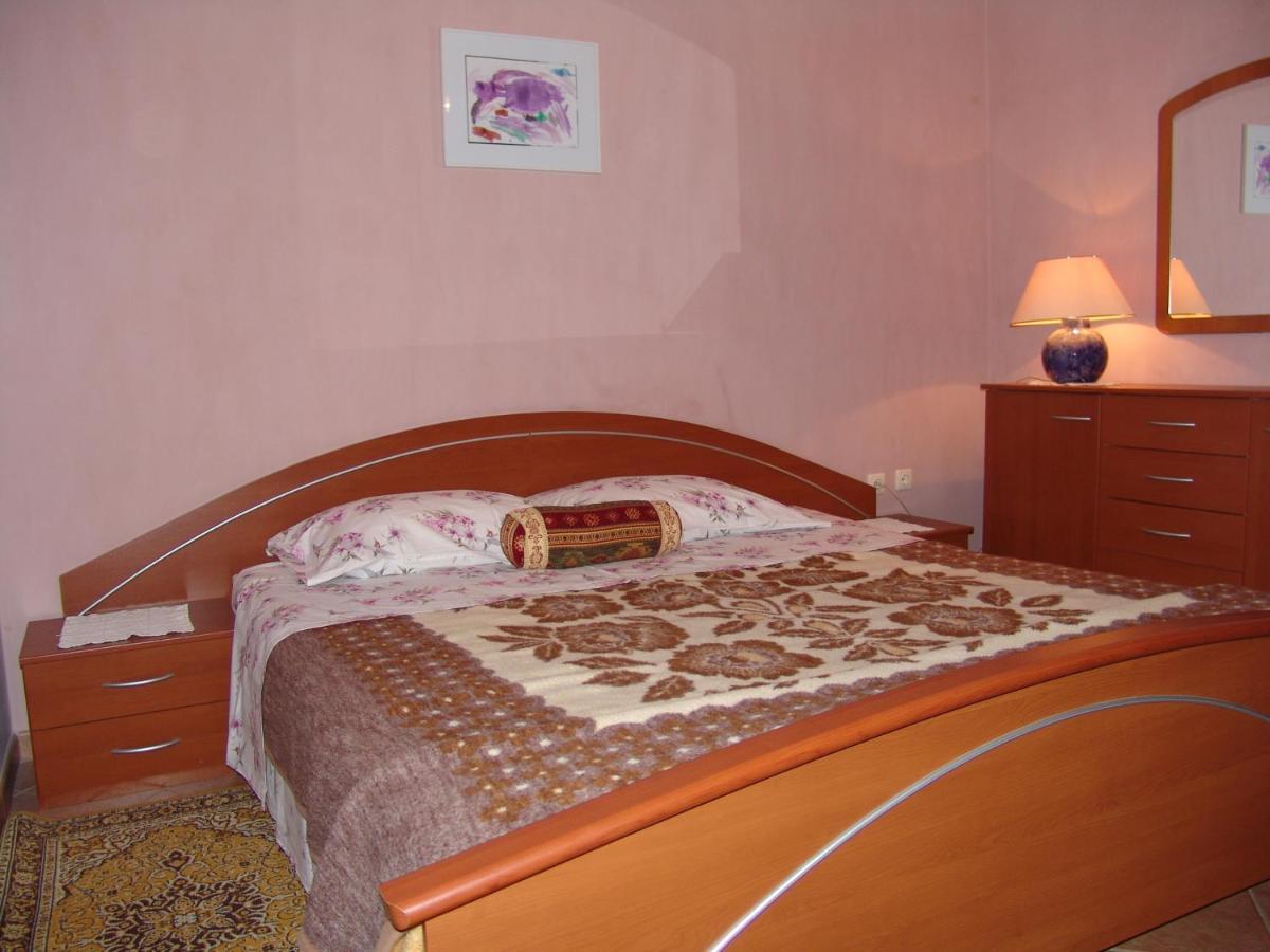Apartments Bozica Крк Экстерьер фото